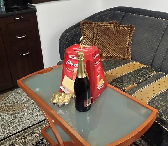 Felikshouse
